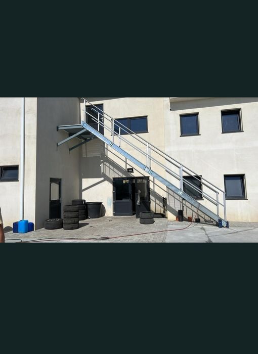 Confectionam scări zincate galvanizare