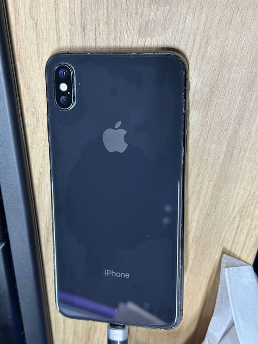 iPhone XS MAX sotiladi obmen
