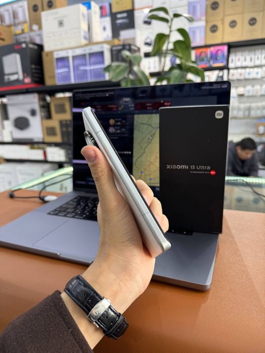 Xiaomi 13 Ultra Azia