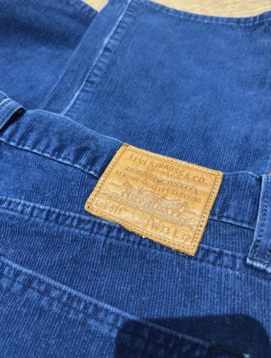 Blugi Levi’s barbati, raiati, marimea 33-32, model 511, in state foarte buna
