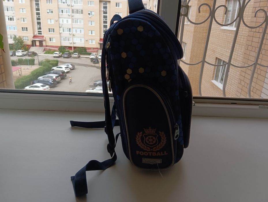 Продаю Рюкзак(Ранец)