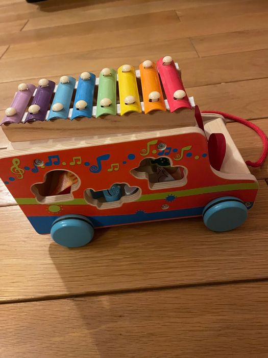 Бебешки играчки дървени