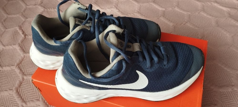 Маратонки Nike, момче