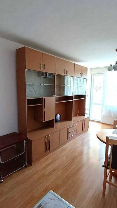 Дава се под наем Тристаен апартамент в Пловдив, Въстанически - 83 кв.м за 408 € - Снимка #2