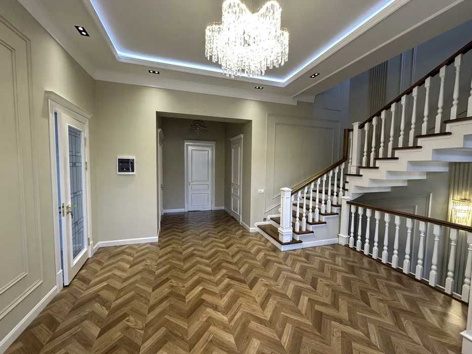 Sialkovskiyda 3 + 1 sotok Uy Sotaman. Продаю Дом 3сот +1 Циалковский