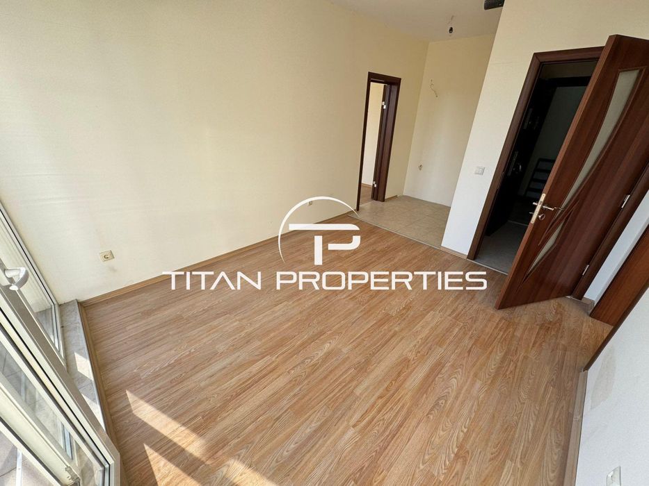 Продава се Тристаен апартамент в Поморие - 92 кв.м за 575 €/кв.м - Снимка #3