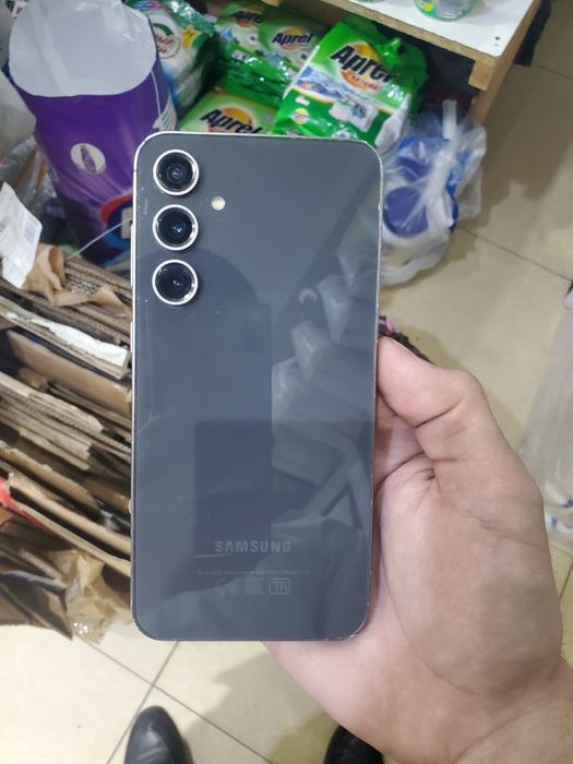 Samsung S23 Fe telefon