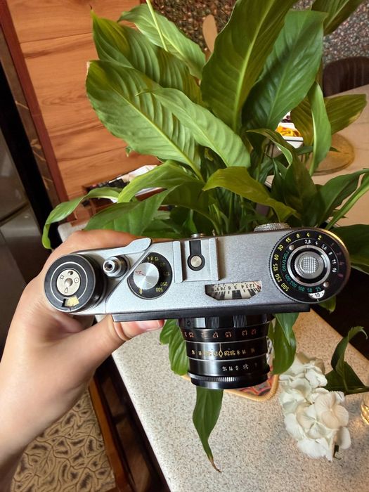 Продам пленочный фотоаппарат ФЭД-5 с объективом Индустар-61 Л/Д