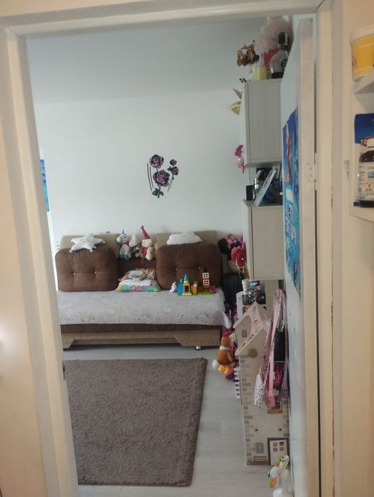 Apartament doua camere Km 4-5, semidecomamdat