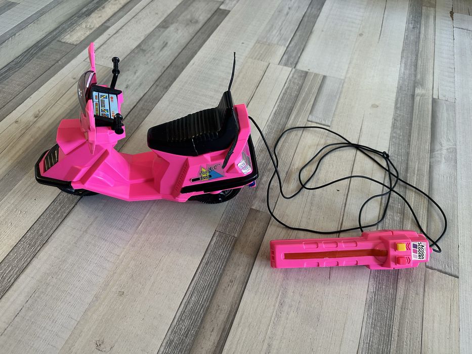 Ретро мотор за Барби с дистанционно