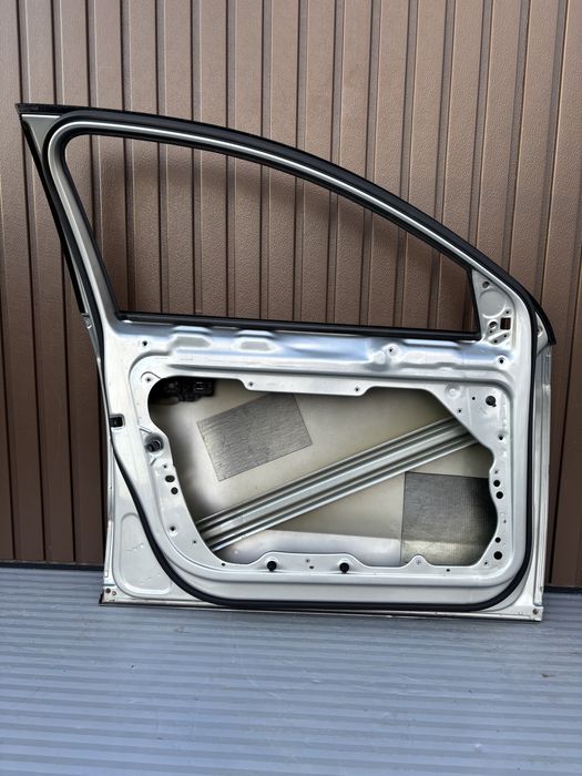 Usa st fata vw Passat B7 •cod  de culoare LB7W• 2011-2015