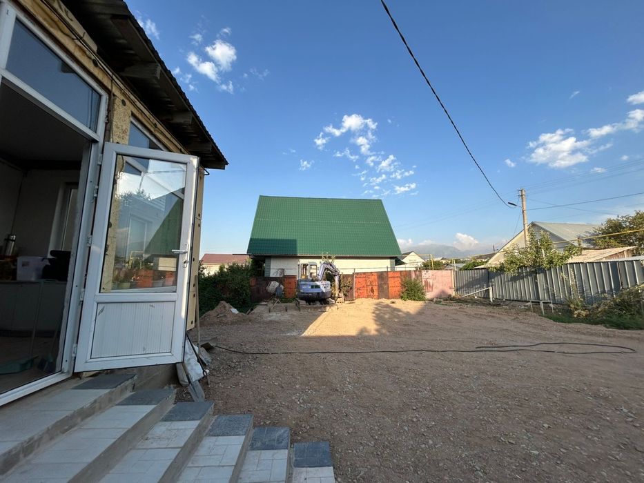 Продам дом.7 соток .Есть документы.