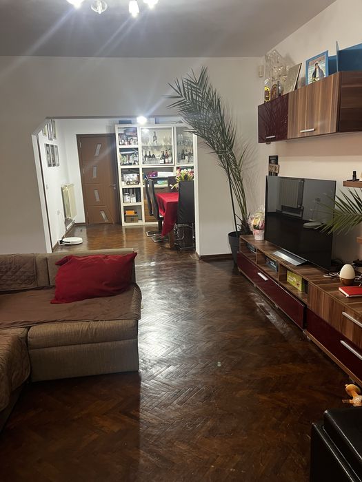 Casa de vanzare Tomis II ( langa Biserica Sf Gheorghe)