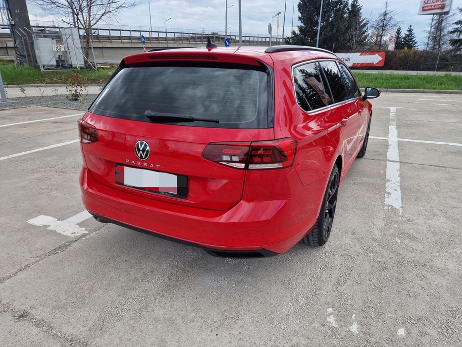 Volkswagen  Passat break rosu