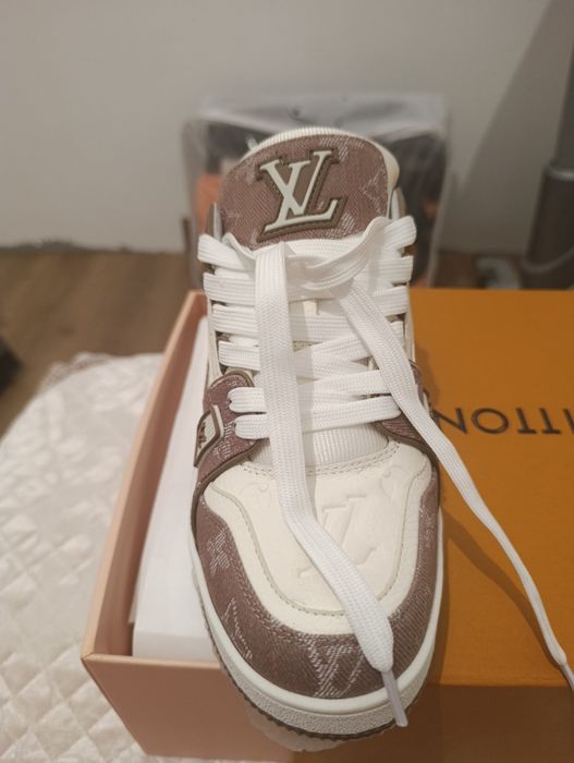 Продам Красовки 39размер