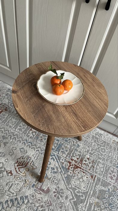 Журнальный столик