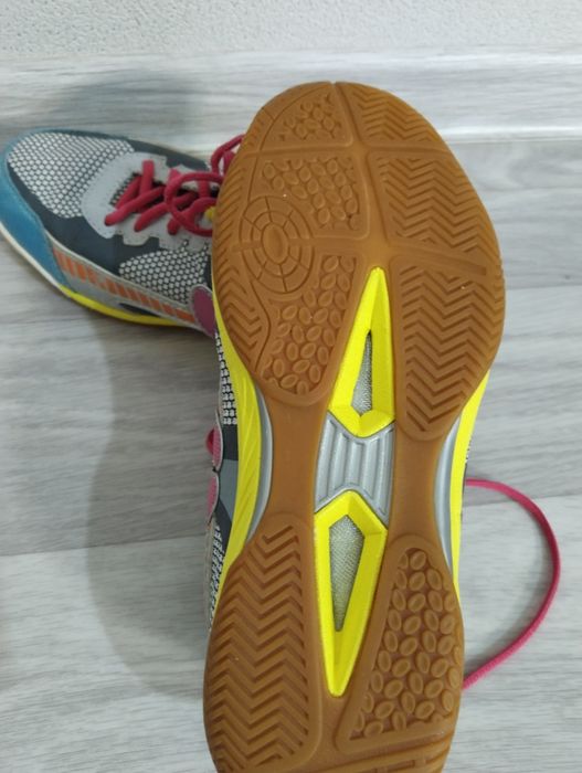 Спортивные кросовки