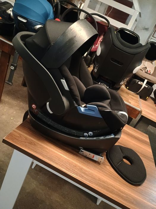 Столче за кола Cybex Aton + Aton Base-fix SL