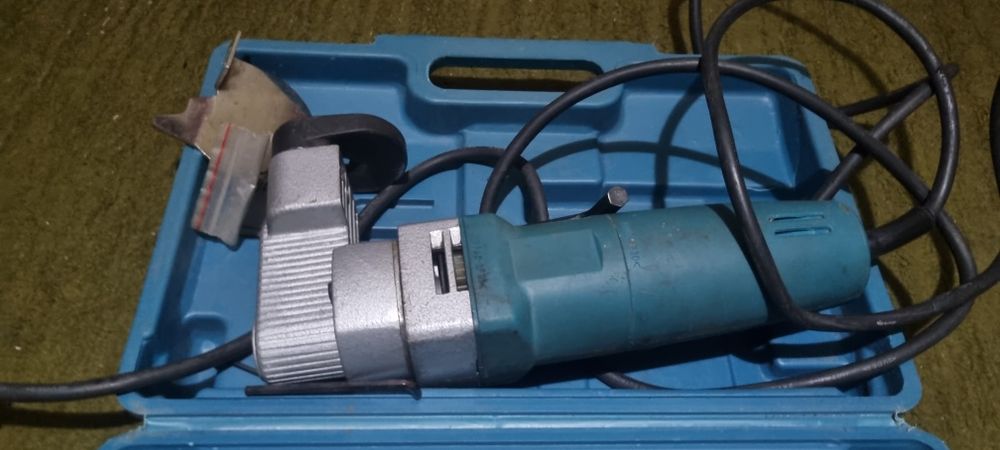 Электронож по металлу