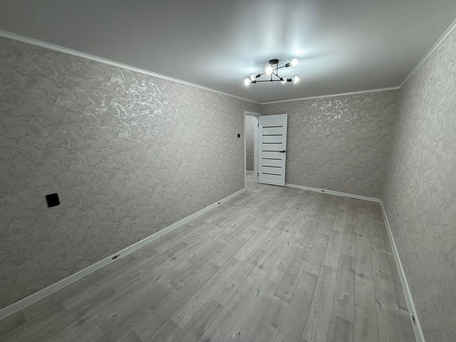 Продам 1 ком 9 мкр дом 11