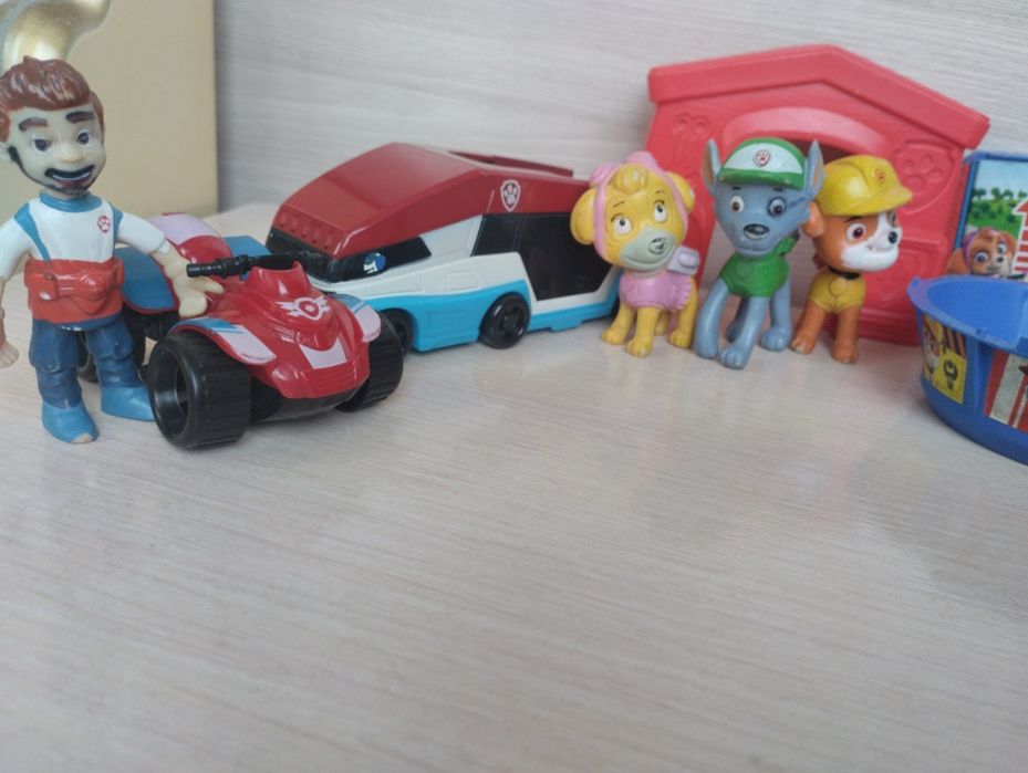 Игрушки  Щенячий Патруль