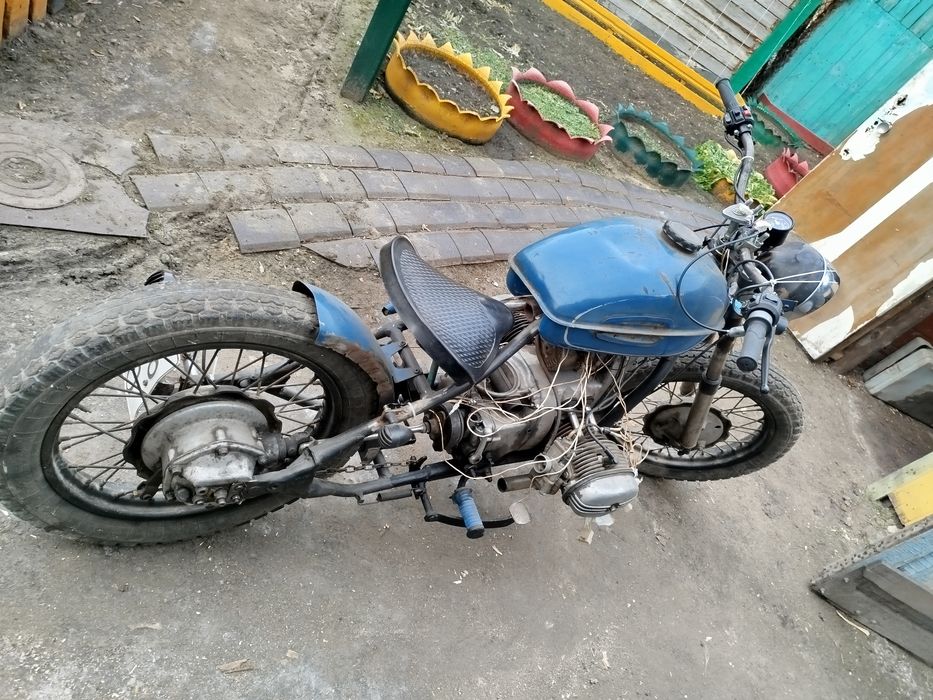 Продам мотоцикл Урал