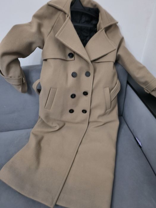 Пальто демисезонное