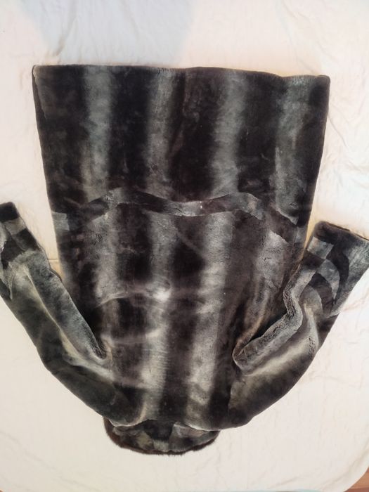 Продам Шубу цыгейка (Мутона)