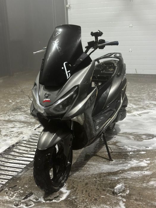 обменяю мопед макс GST