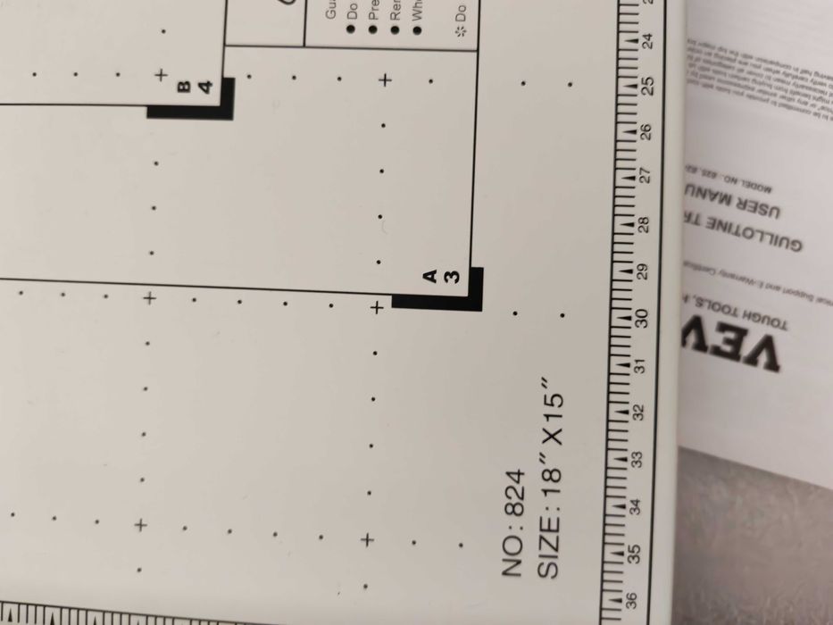 Ghilotina pentru hârtie