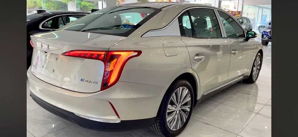 Hongqie E-QM5 560km nasiya va naqtga