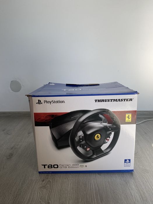 Volan Thrustmaster