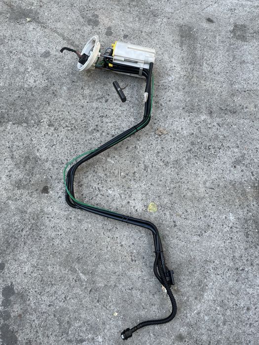 Помпа резервоар гориво БМВ Е60/ Е61 (pompa bmw e60)