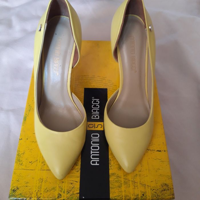 Продам туфли оригинал