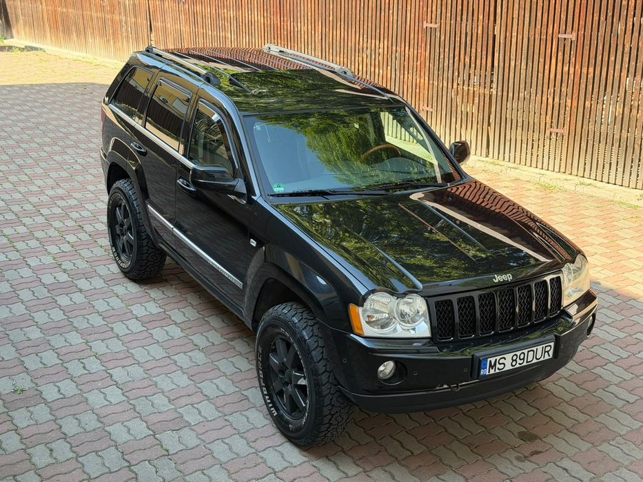 Jeep Grand Cherokee Vând Jeep Grand Cherokee WK, versiunea Overland