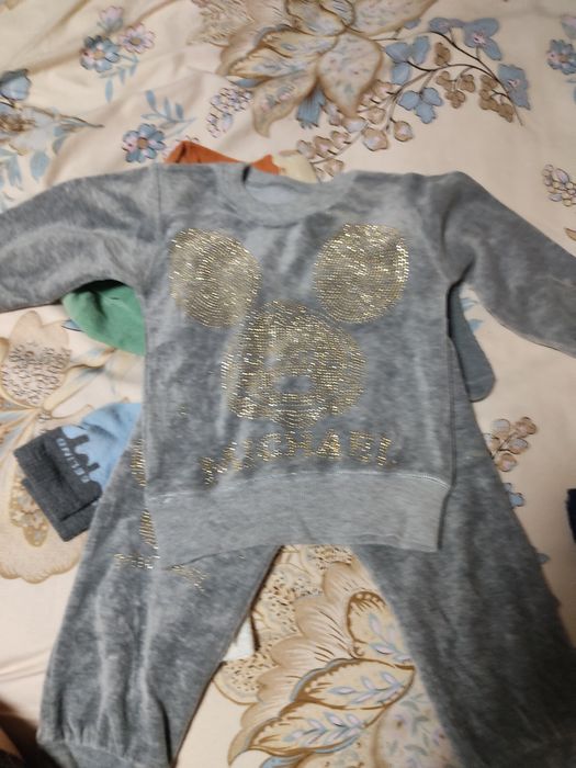 Продам детские веши