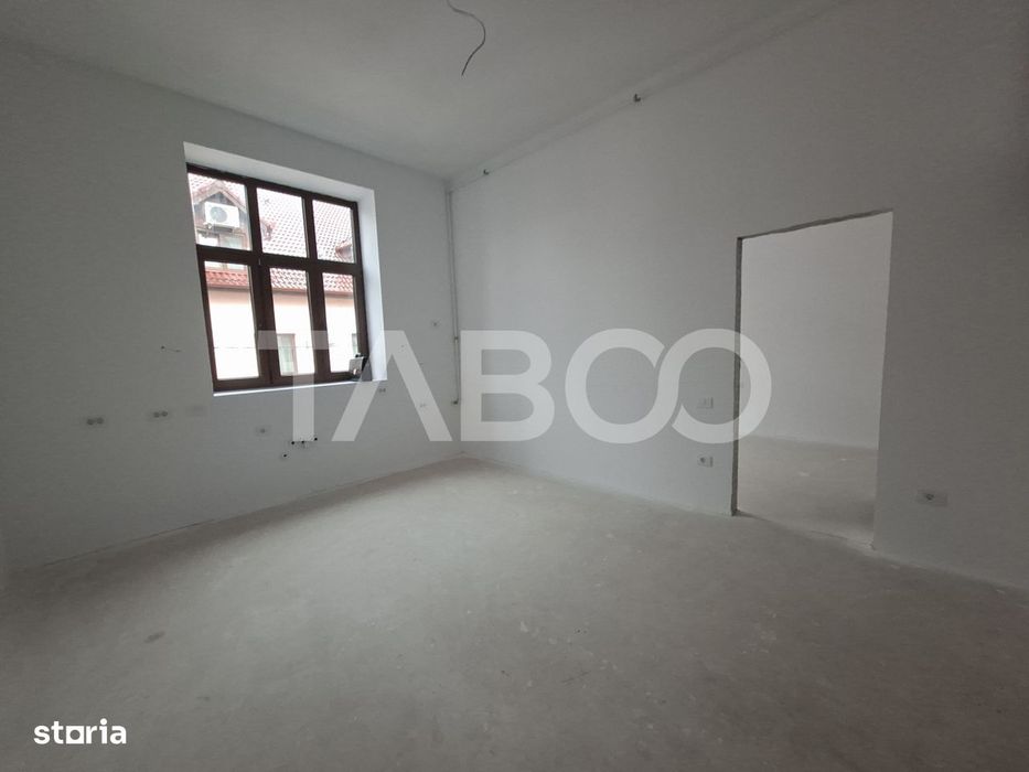 Apartament de vanzare 3 camere 3 bai zona centrala - predare la ALB — fotografia 1