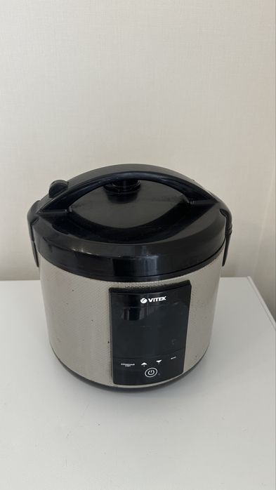 Мультиварка Vitek за 5000тг