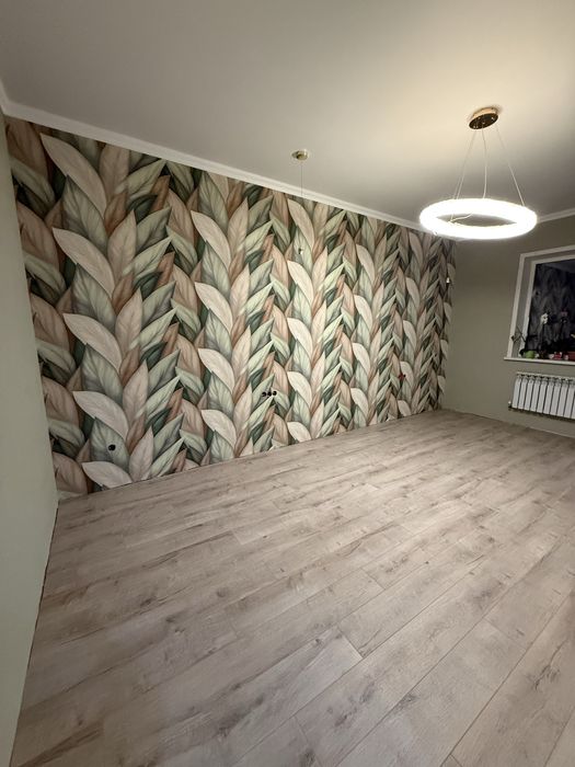 Поклейка обоев    Касаий Red