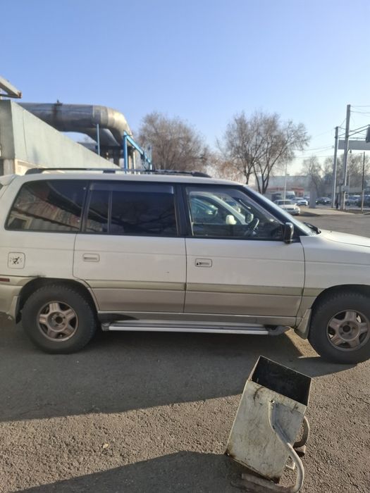 Продам Мазда МПВ