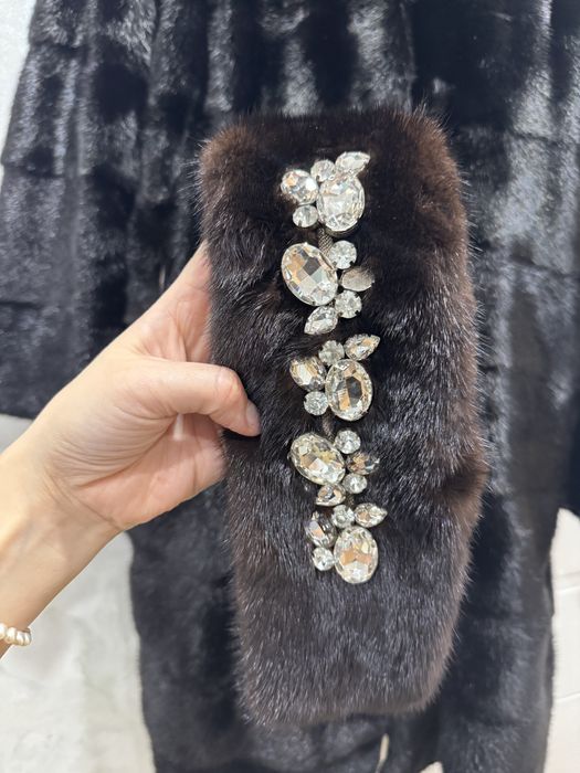 Продам норковую шубу