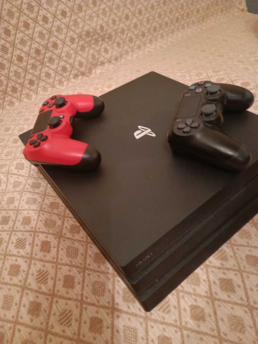 Ps 4 pro , / 2 джойстика, +игры
