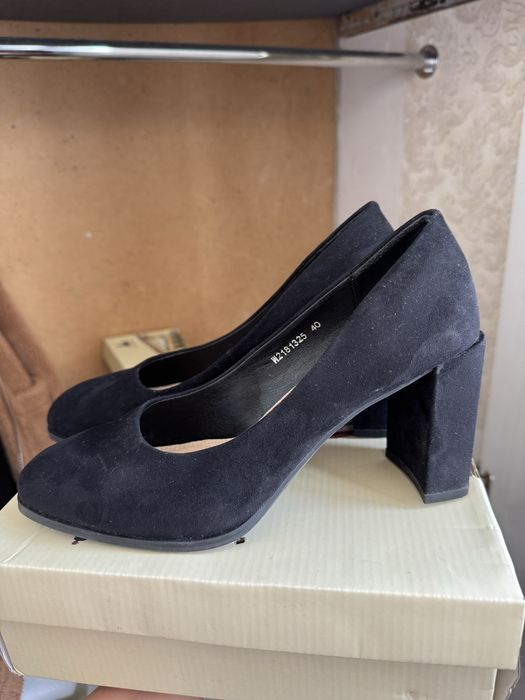 Продам туфли 40 размер