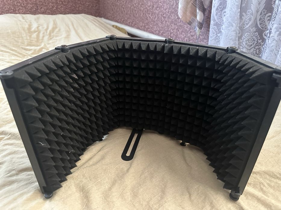 Акустический экран для микрофона