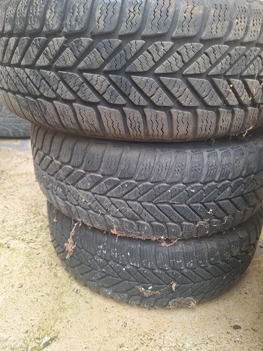 Зимни гуми 14 чисто нови и електрическа тротинетка