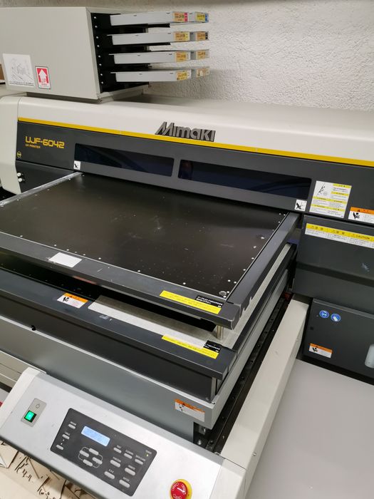 De Vanzare Imprimanta UV MIMAKI 6042