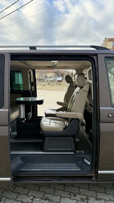 VW caravelle 2.0 BTDI.