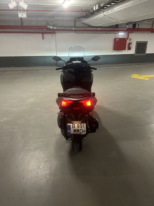 Motocicleta Yamaha Tricity 300cc permis cat. B