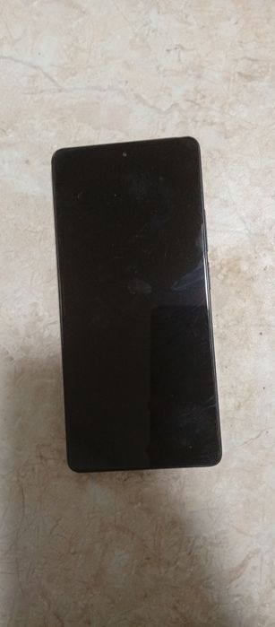 Redmi Not 13  256 xotira rangi qora