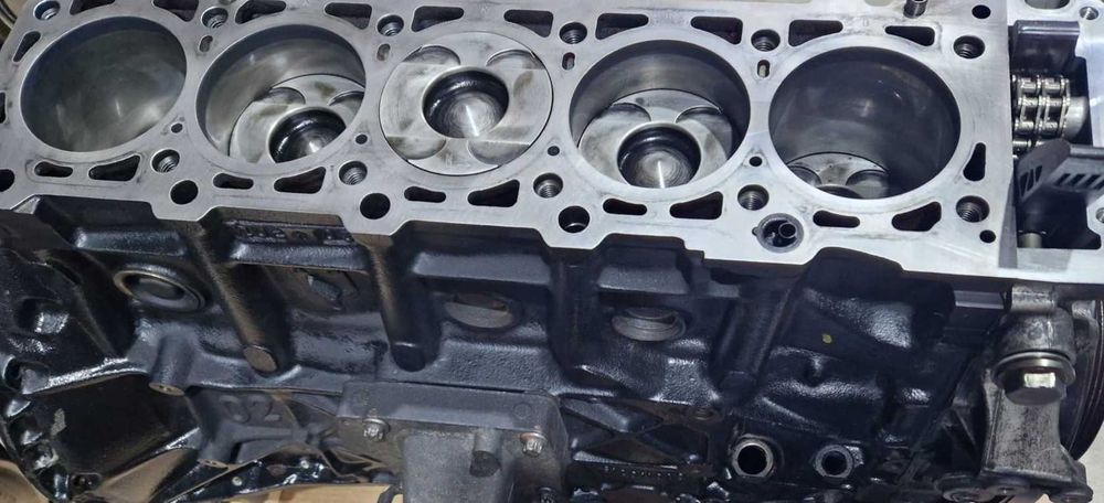 Bloc motor Mercedes 2.7 CDI OM612